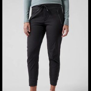 Athleta - Trekkie North Jogger, Black, Size 8